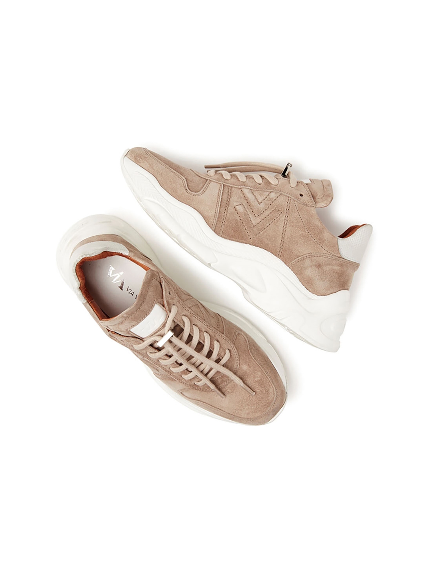 Via vai sneakers 2025 raya