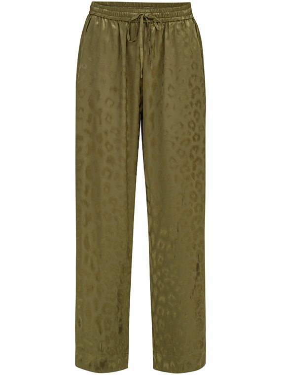 Karmamia Garcia Bukser, Army Leo Jacquard