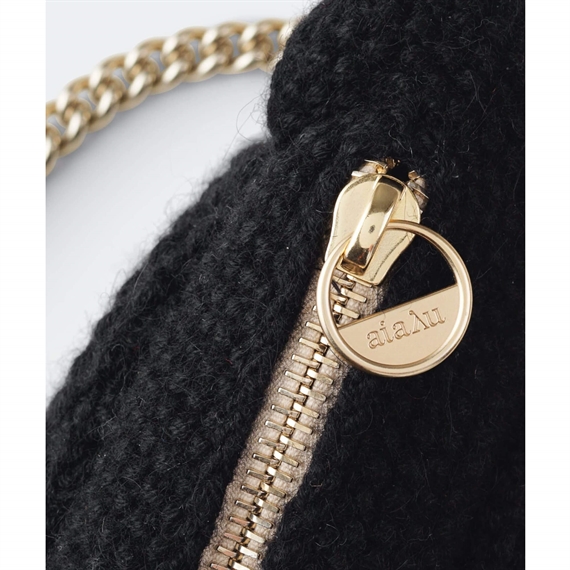 Aiayu Helen Chain Classic Clutch, Sort