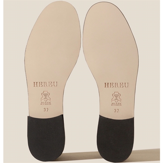 Hereu Juliol W Supple Shiny Loafer, Sort