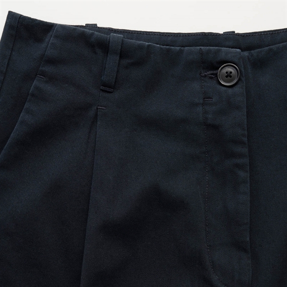 Aiayu Willy Shorts, Black Navy