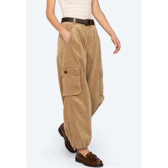 Sea New York Garrett Bukser, Khaki