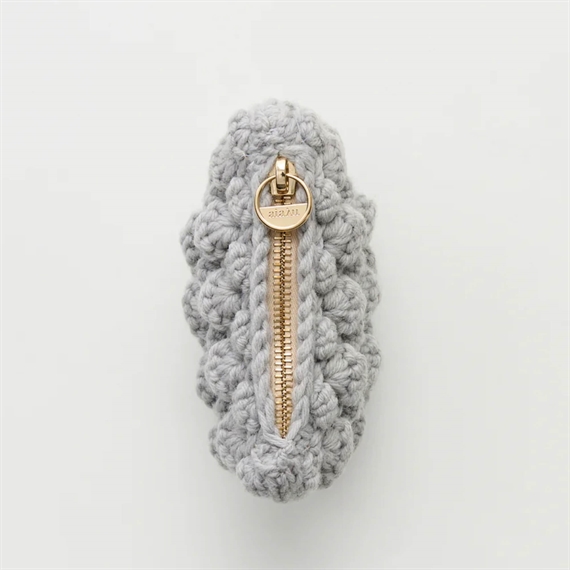 Aiayu Mala Pung, Warm Grey