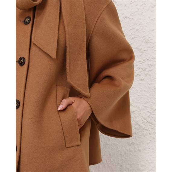 Zimmermann Valiant Pussybow Jakke, Cream Camel