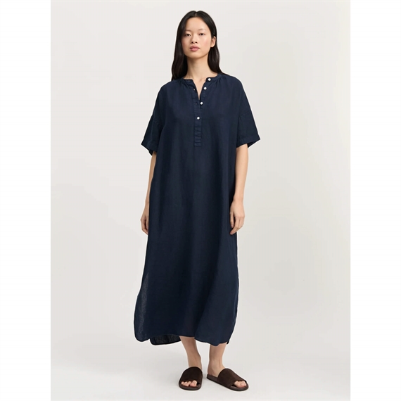 Aiayu Cille Kjole, Navy