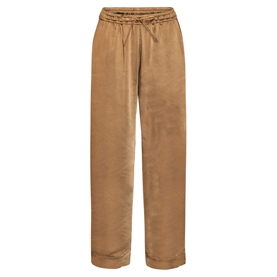 Karmamia Garcia Bukser, Rich Golden Sand