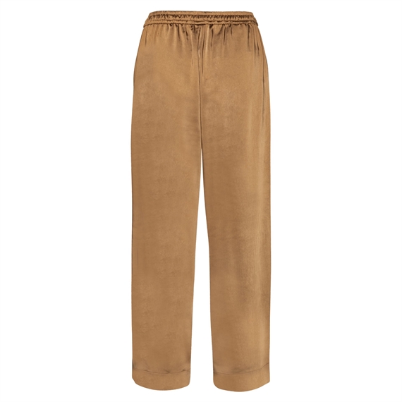 Karmamia Garcia Bukser, Rich Golden Sand