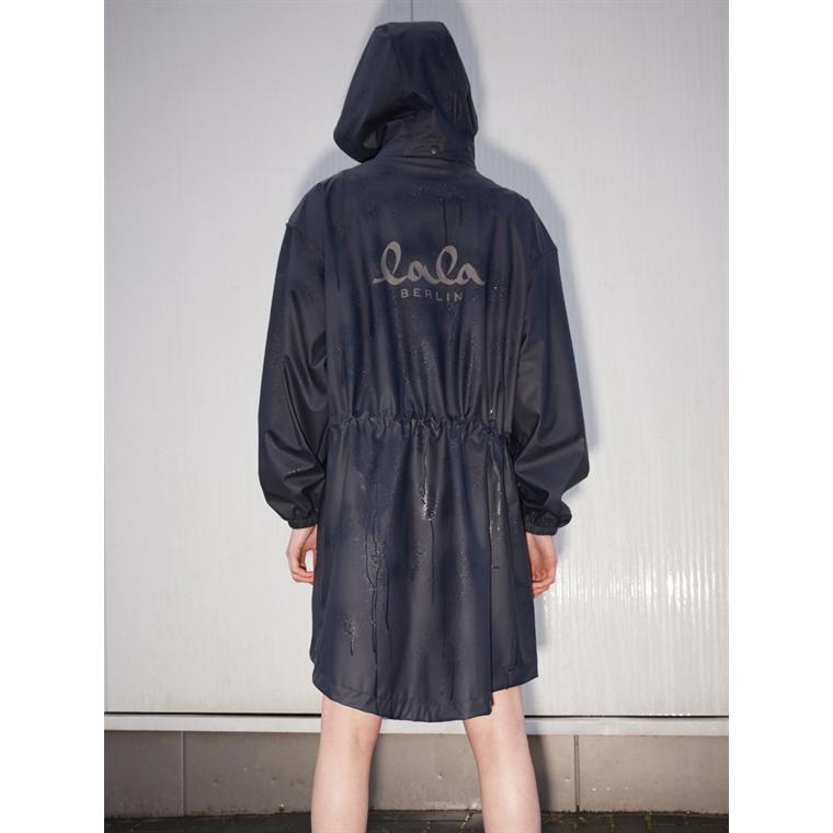 Raincoat Cain, Black - Lala Berlin